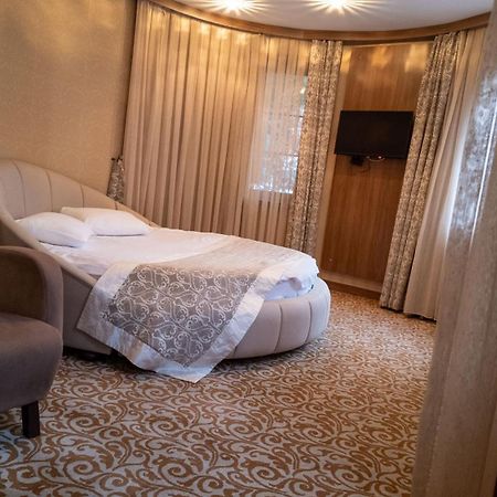 Cesmeli Konak Hotel Silivri Exterior foto